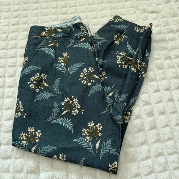 Sundance Teal Floral Cropped Pants - Picture 2 of 11